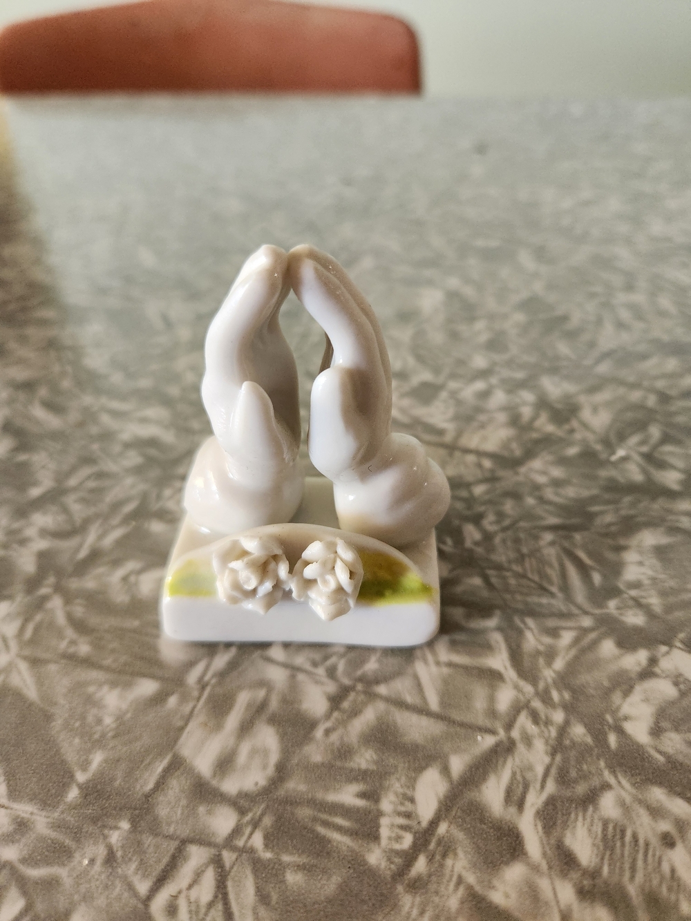 Source Unknown White Ceramic Praying Hands Figurine with Floral Accent